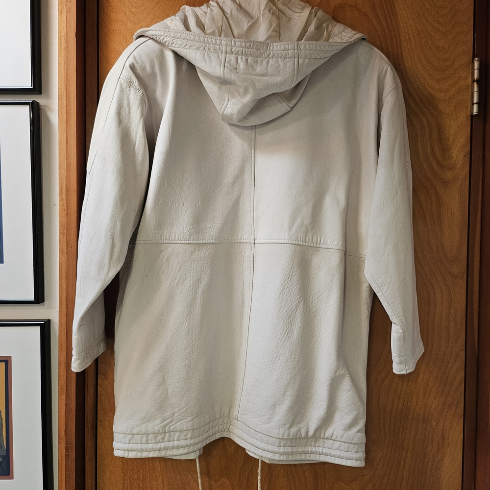Women's Cream Leather Jacket - Picture 3 of 3